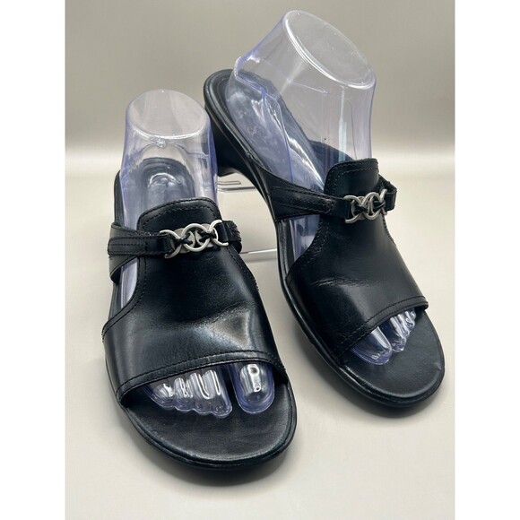 Clarks Sandals Womens Casual Comfort Slip On Low Heels Slide Black Leather 9M - Picture 1 of 9